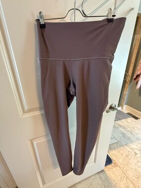 Old Navy Lavender Gray High-Rise Leggings